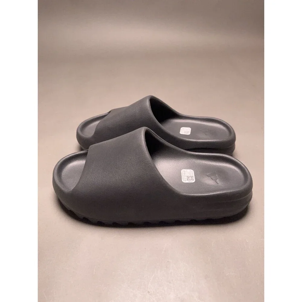 adidas Men's Gray Slide Yeezy Slate Grey Size US 9 EU 43 UK 9 NWT Kanye West New
